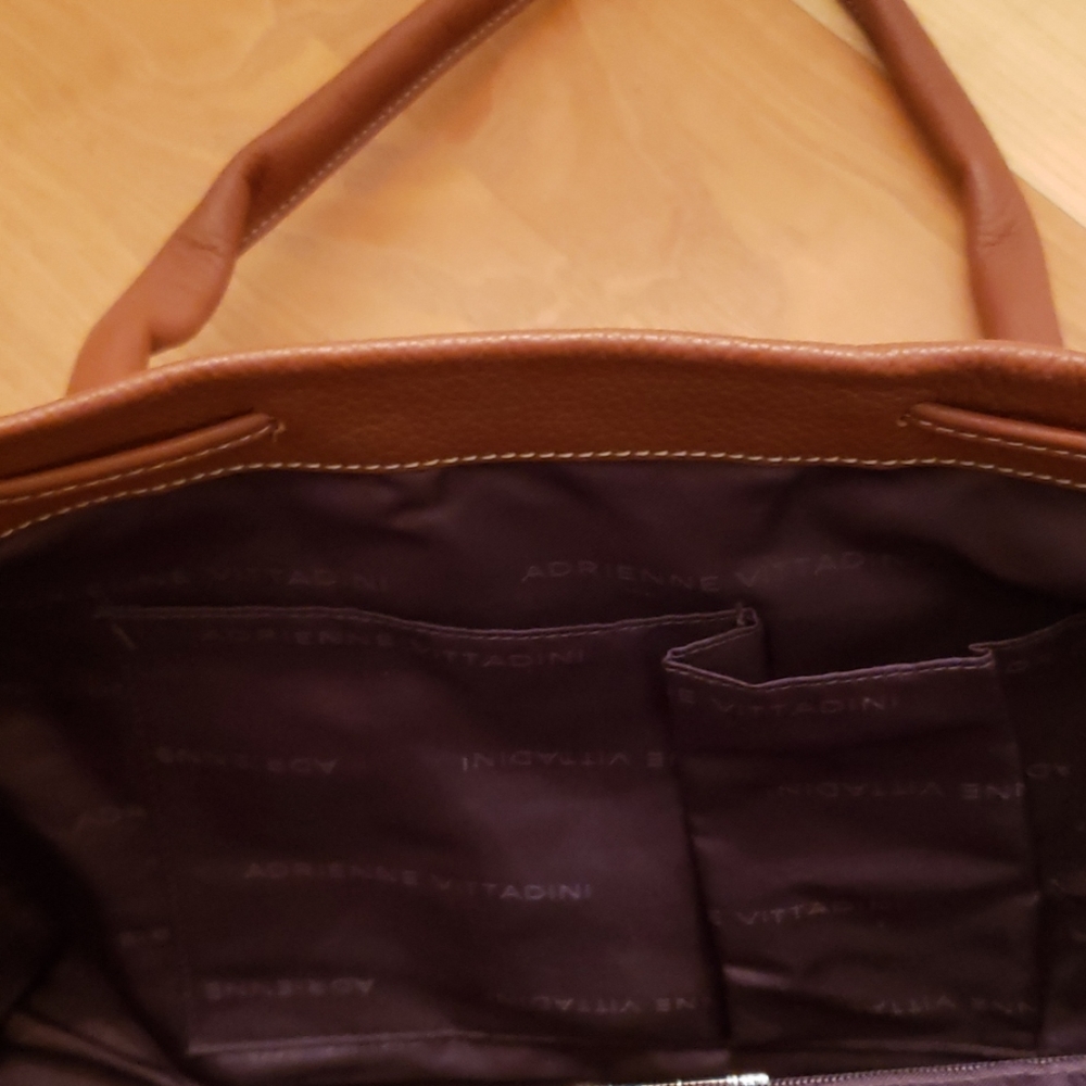 Adrienne Vittadini Tote - Picture 7 of 8